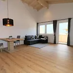 Апартаменты In Stubai Alps Нойштифт-им-Штубайталь